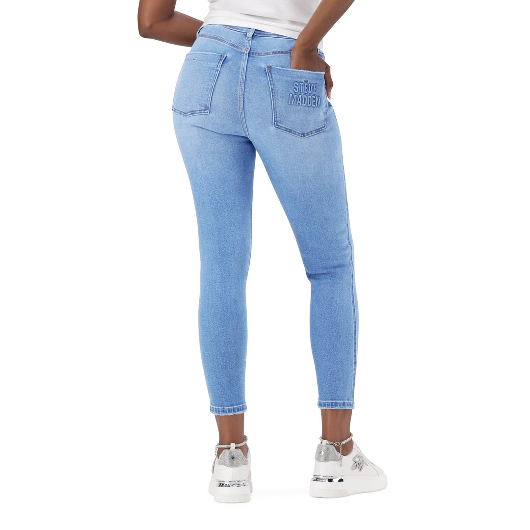 ZOE CONTOUR CURVY MID WASH SKINNY