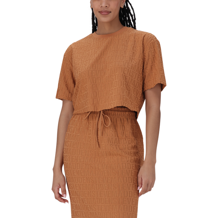 ALONDRA EMBOSSED LOGO BOXY T-SHIRT