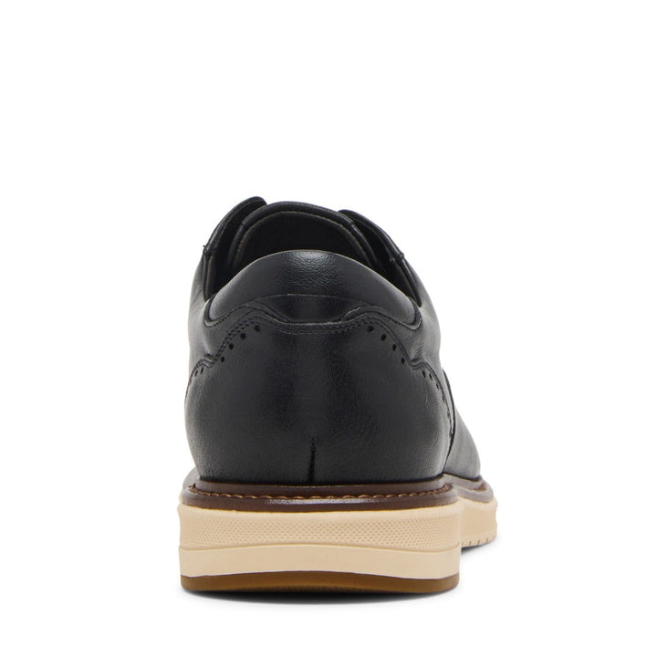HOWWARD BLACK