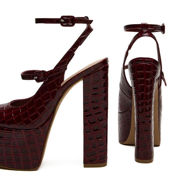 SCOTLYN RED CROCODILE